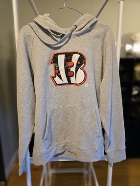 Womens Floral Cincinnati bengals Hoodie Size Large